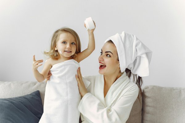 Crème visage enfant : des solutions douces pour chaque peau